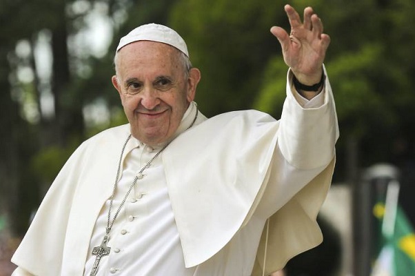 Papa descarta ordenação de homens casados e de mulheres para a Amazônia