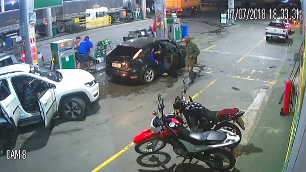 Bandidos assaltam posto de combustíveis em Amélia Rodrigues