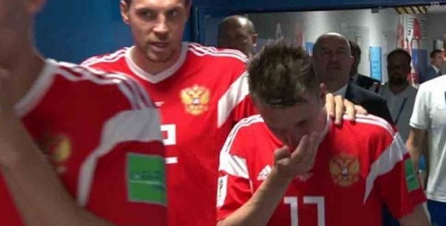 Médico da Rússia admite que jogadores inalaram amônia nos jogos da Copa