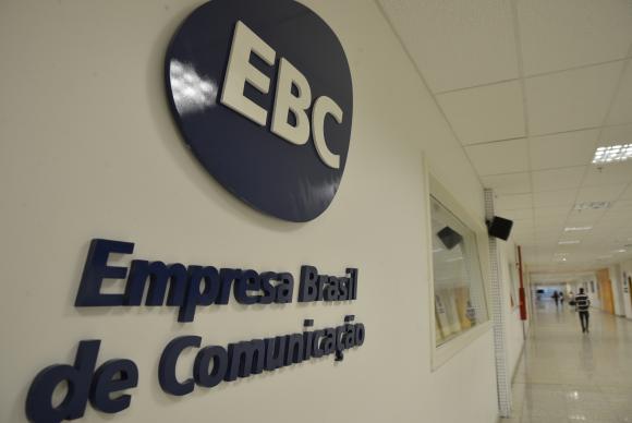 EBC paga salários de mais de R$ 20 mil por mês, denuncia coluna