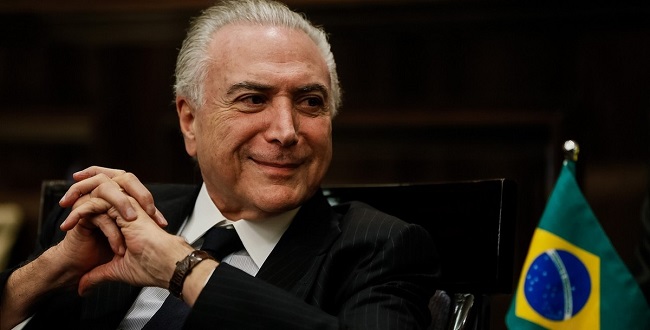 Michel Temer intermediou telefonema entre Moraes e Bolsonaro