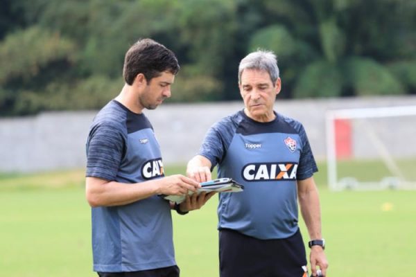 Vitória encara o Fluminense no Maracanã nesta quinta-feira