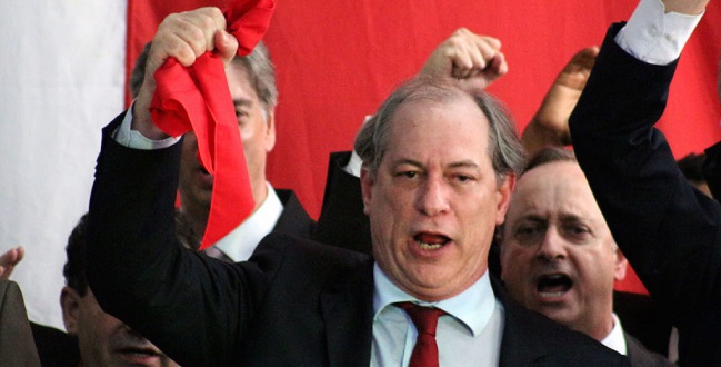 Ciro chama Bolsonaro de “projetinho de Hitler tropical”