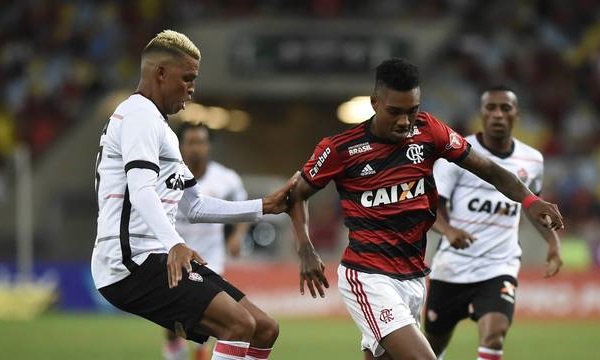 Vitória perde por 1 a 0 do Flamengo no Maracanã; veja o gol