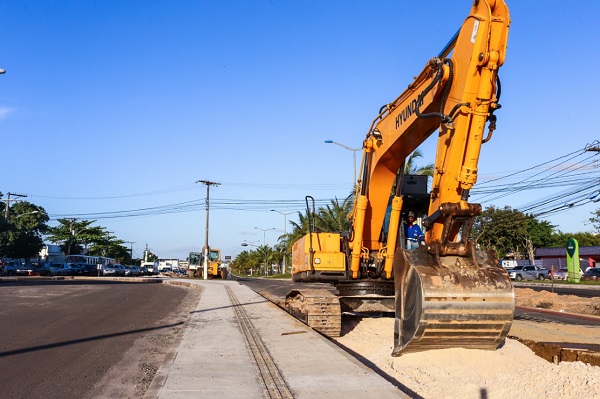 Camaçari: Obras vão provocar mudanças no trânsito na Avenida Jorge Amado