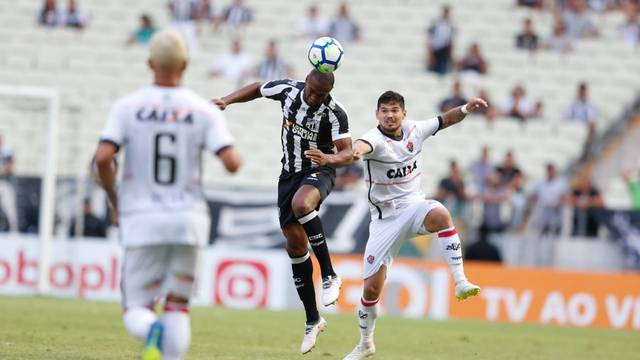 Fora de casa, Vitória perde por 2 a 0 do Ceará; veja os gols