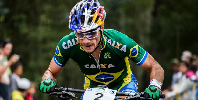 Brasileiro Henrique Avancini fica em 4º lugar no Mundial de Mountain Bike