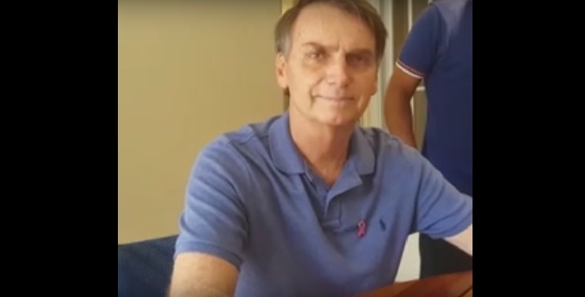 Resultado de imagem para Jair Bolsonaro grava vídeo de apoio a Zé Ronaldo