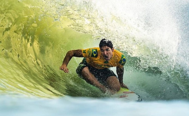 Novo líder do Mundial de Surfe, Medina é eliminado nas semifinais do #QuickPro na França