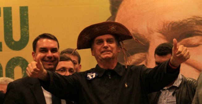 Bolsonaro confirma escolha de três ministros em 1o ato de campanha após atentado