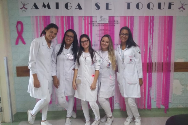 Hospital Roberto Santos oferece serviços do #OutubroRosa para mães de pacientes