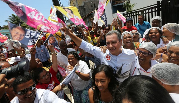 Em Vera Cruz, Rui garante que fará a ponte Salvador-Itaparica