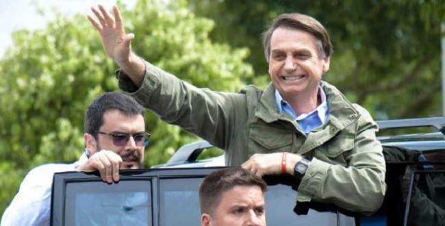 Com 55,5% dos votos válidos, Jair Bolsonaro é o novo presidente do Brasil