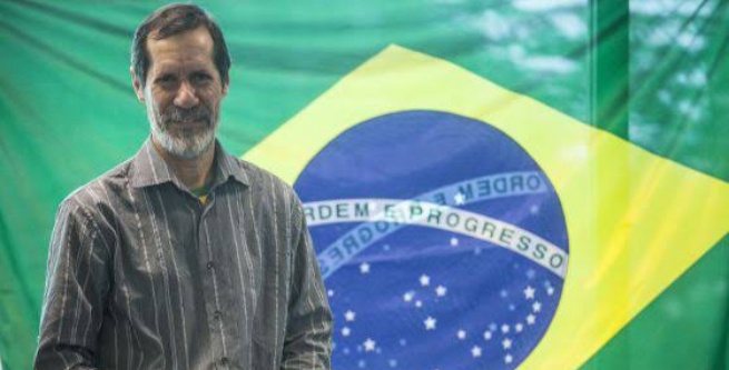 Eduardo Jorge defende alternância de poder e responsabiliza o PT por vitória de Bolsonaro