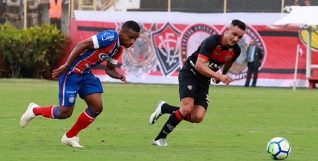 Vitória e Bahia empatam em 2 a 2 no Barradão; veja os gols