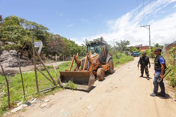 Prefeitura de Camaçari combate ocupações irregulares em Jauá