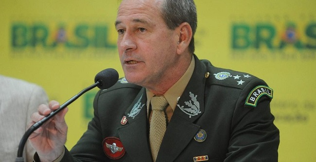 Bolsonaro confirma o general Fernando Azevedo e Silva no Ministério da Defesa