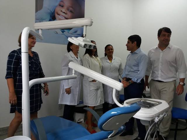 ACM Neto inaugura posto de saúde em Tubarão