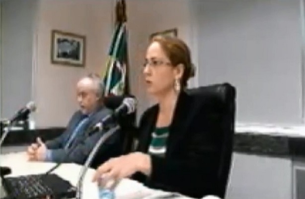 Juíza Gabriela Hardt condena nove por propinas para PT e MDB