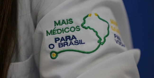 Governo Bolsonaro prorroga Programa Mais Médicos por um ano