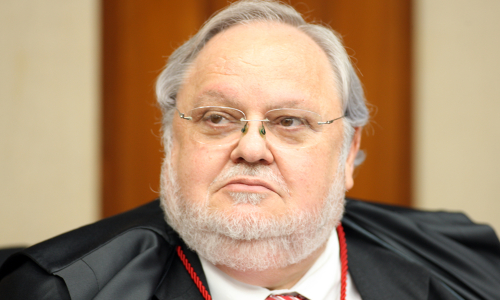 STJ rejeita recurso de Lula contra condenação no “caso tríplex”