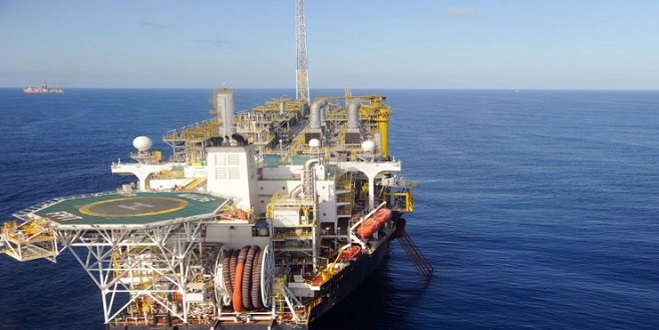Petrobras inicia produção de petróleo e gás no campo de Búzios