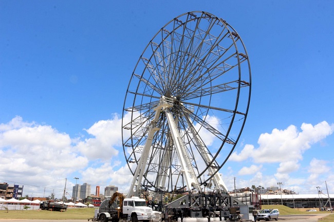 Roda-gigante do Festival Virada Salvador é a maior da América Latina