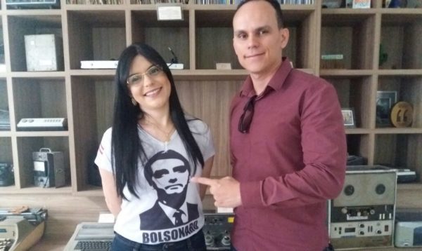 Prefeito de Alagoinhas negocia com Dayane Pimentel ingresso no PSL