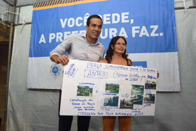 Bruno Reis entrega praça e nova iluminação em Tancredo Neves