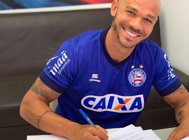 Bahia renova contratos com volante Nilton e zagueiro Ignácio