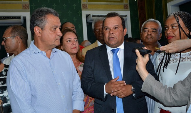 Rui Costa faz visita de cortesia a Geraldo Júnior na Câmara de Salvador