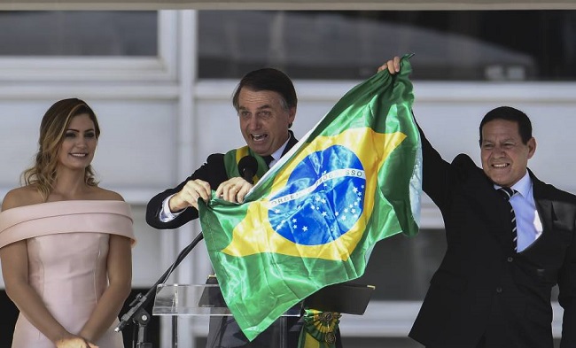 Bolsonaro: “Brasil começa a se libertar do socialismo”; assista