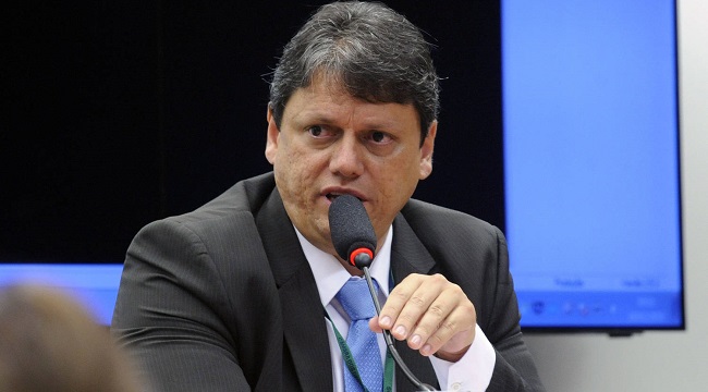 Tarcísio Freitas anuncia concessão de três ferrovias até 2020