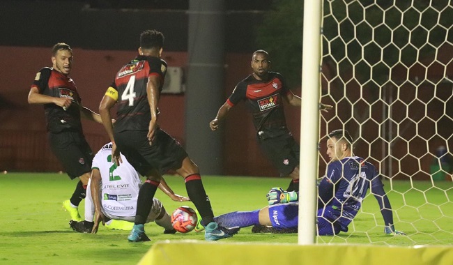 Vitória vence o Conquista por 1 a 0 na estreia no Baianão; veja o gol