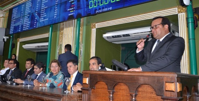 Geraldo Jr. se compromete em ampliar participação popular na Câmara de Salvador
