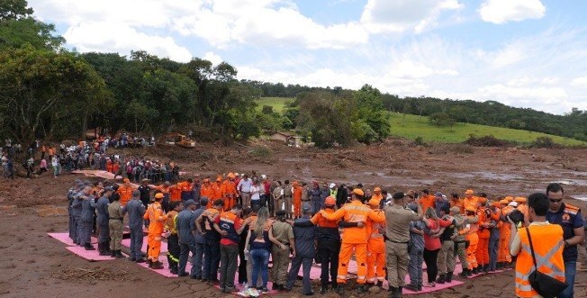 Brasil envia bombeiros de Brumadinho para ajudar em Moçambique