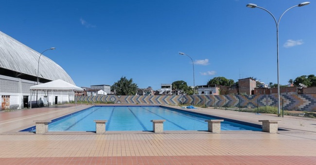 Camaçari: Cidade do Saber abre 75 vagas para curso de natação