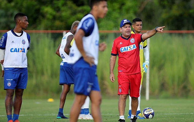 Após eliminação na Lampions, Bahia demite Enderson Moreira
