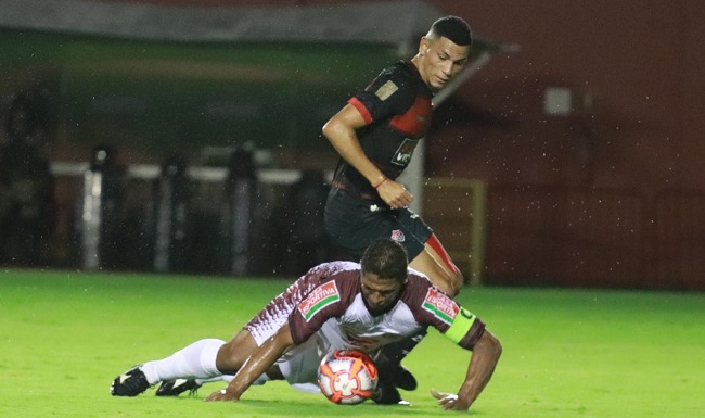 Vitória e Jacuipense empatam em 1 a 1 pelo Baianão; veja os gols
