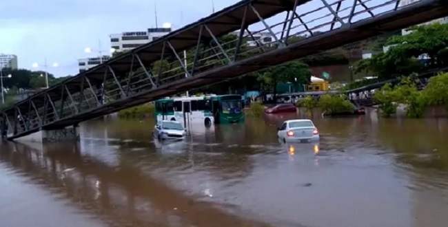 Chuva que cai em Salvador já supera média do mês de março