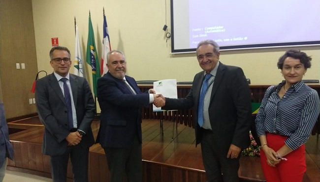 Codeba e Porto de Valência assinam acordo de cooperação comercial