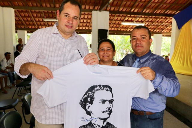 Nelson Leal participa das celebrações dos 172 anos do nascimento de Castro Alves