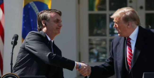 Bolsonaro convida Trump para fazer visita ao Brasil