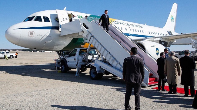 Bolsonaro chega aos Estados Unidos para visita oficial