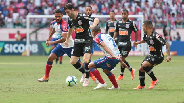 De virada, Bahia vence o Corinthians por 3 a 2; veja os gols