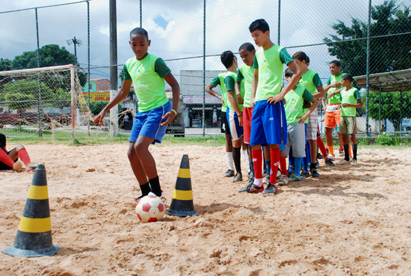 Costa de Camaçari terá campeonato para escolinhas de futebol neste fim de semana