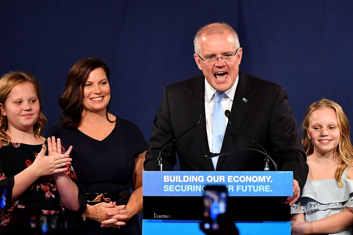 Conservadores surpreendem e vencem eleições na Austrália