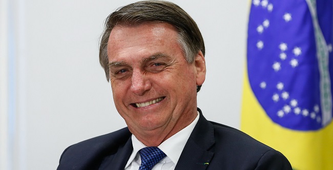 Bolsonaro diz que grande imprensa distorce suas palavras e morre de saudades do PT