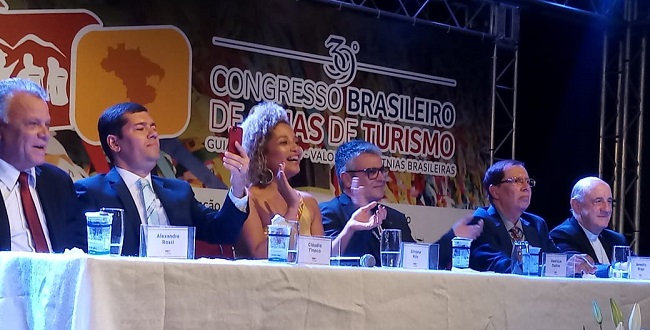 Bahia divulga atrativos no Congresso Brasileiro de Guias de Turismo