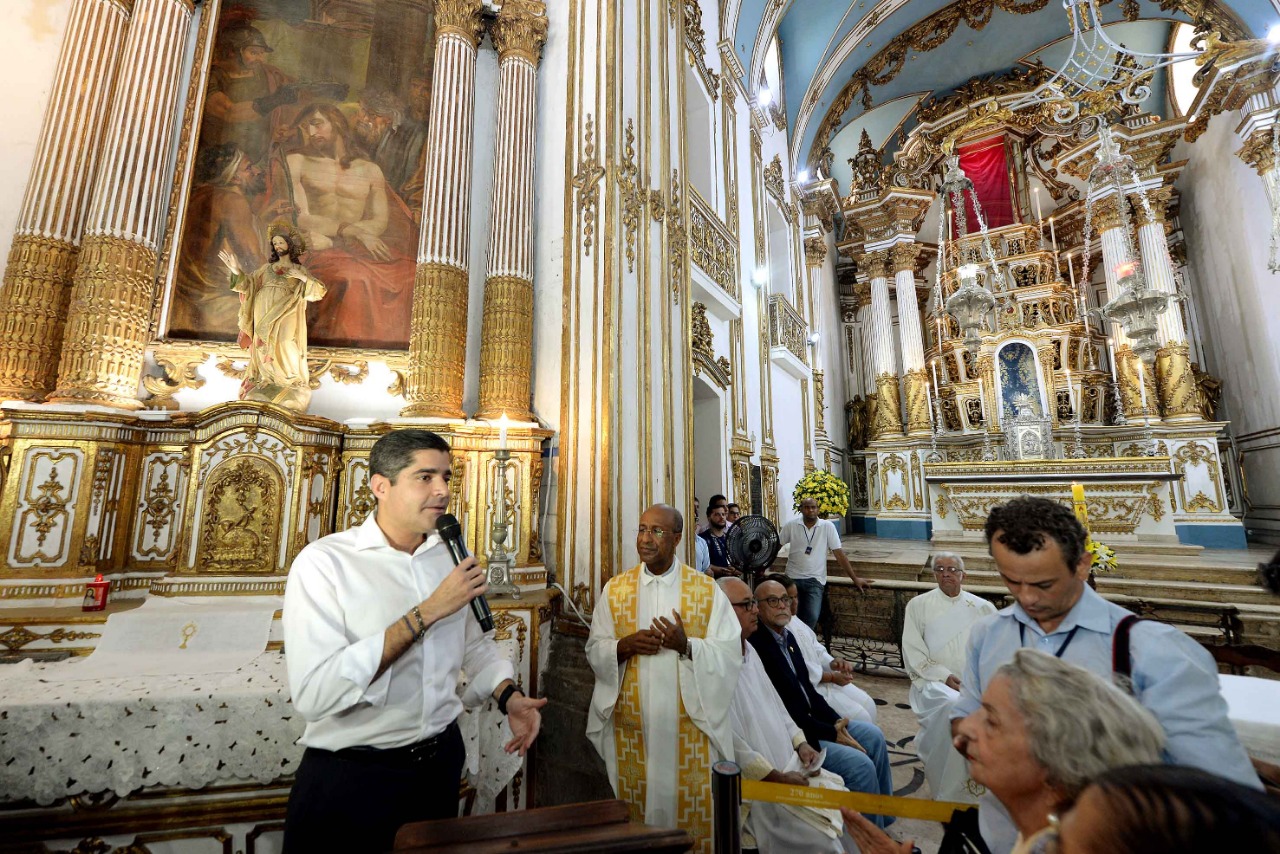 Missa celebra requalificação da parte interna da Basílica do Bonfim